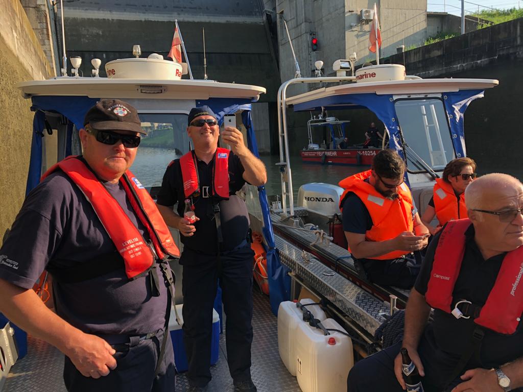 acfbfeba-3124-4d9c-b18c-a3c830fc1f7d